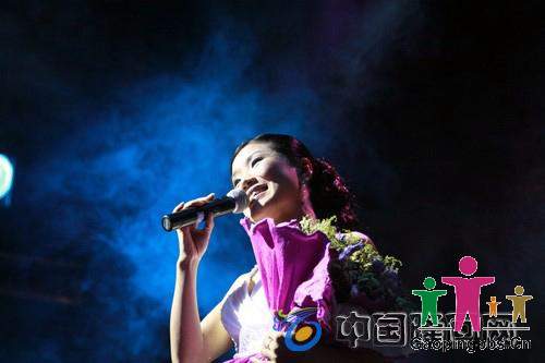 杨玲坪.jpg